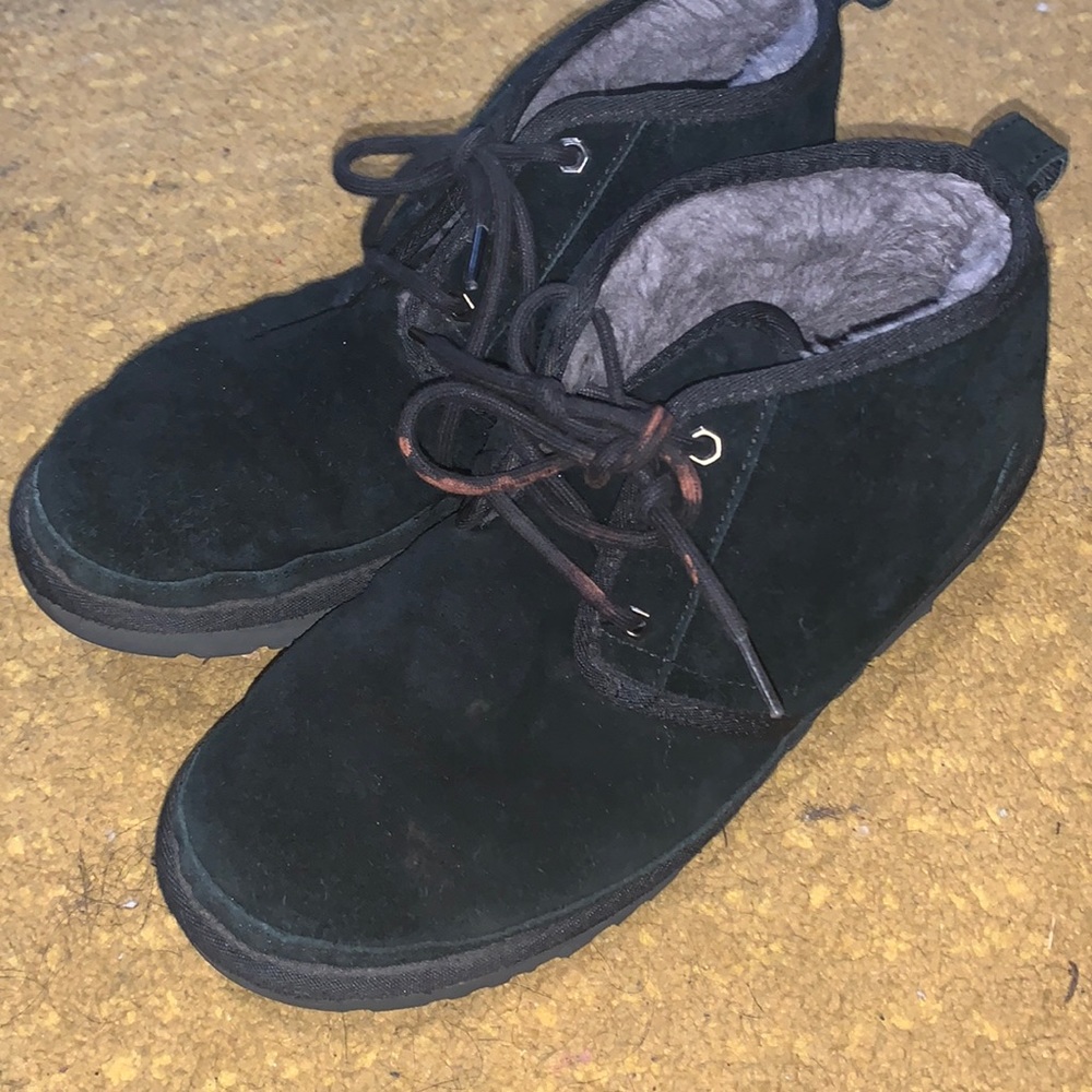 Gently worn mens uggs